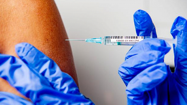 1 276 души са ваксинирани в мобилните пунктове в София през почивните дни