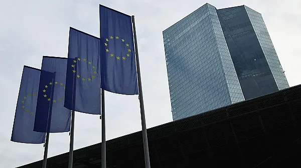 Предупреждение от ЕЦБ: Европейците ще усетят в бюджета си войната в Иран още сега