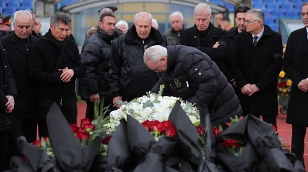 България се прощава с легендарния Димитър Пенев