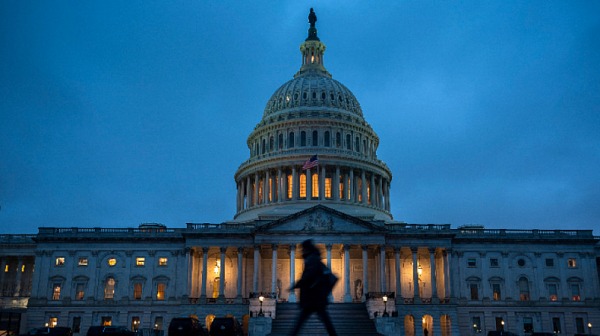 Камарата на представителите в САЩ одобри мерки в защита правото на аборт