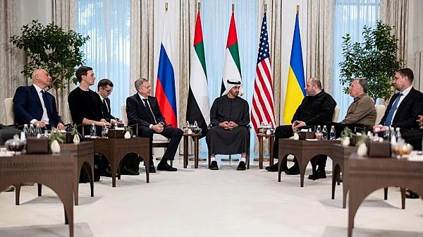Киев, Москва и Вашингтон сядат отново на масата за преговори в Абу Даби