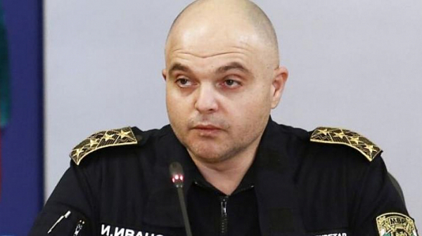 Фандъкова приюти уволнения за насилие полицейски шеф Ивайло Иванов
