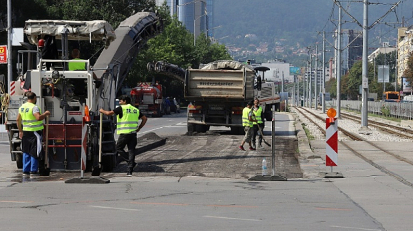Каква изненада! АДФИ откри съществени нарушения в обществените поръчки за ремонтите в центъра на София