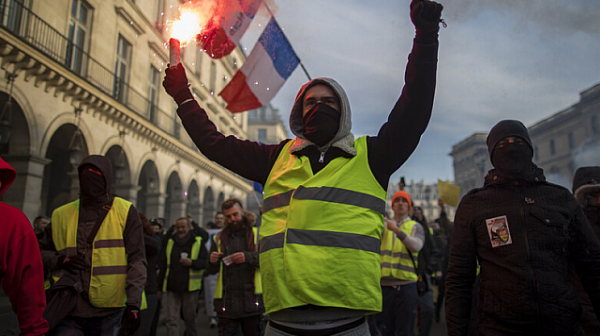 Над половин милион участваха във вчерашната национална стачка във Франция