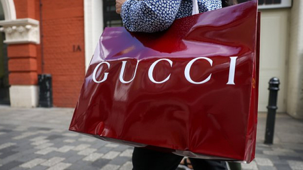 Еврокомисията глоби луксозните марки Gucci, Chloe и Loewe с над 157 милиона евро