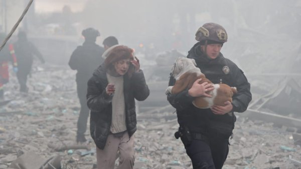 Русия удари Харков с ракети: 19 ранени, сред тях и дете