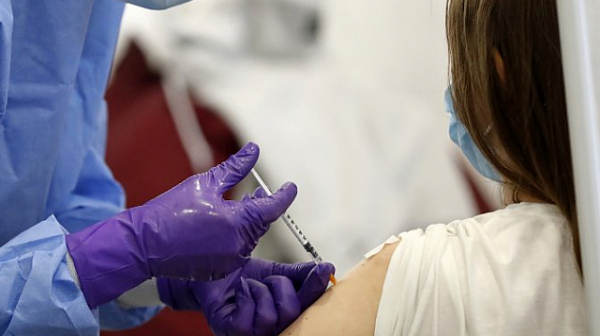 Над 12 000 деца у нас са напълно ваксинирани срещу COVID-19