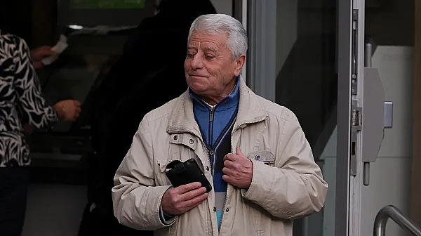 Пенсионерите получиха първите си пенсии в евро на Ивановден