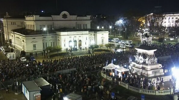 Хиляди на протест в София срещу ”изборния атентат” /на живо/видео/
