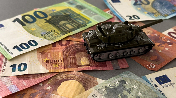 Кои европейски държави харчат най-много за отбрана?