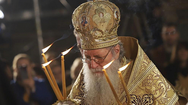 Молебен за здравето на патриарх Неофит ще бъде извършен в цялата страна