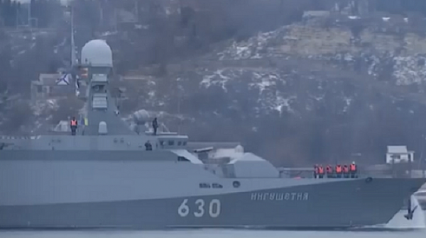 Руски бойни кораби излязоха в Черно море /видео/