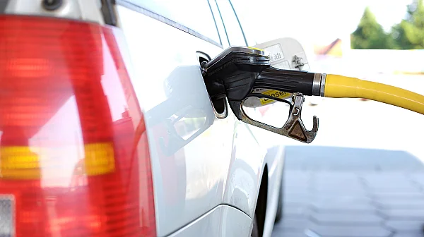 Схемата „1,60 €“ е активна: Как да вземете 20 € за гориво и защо няма да ви стигнат