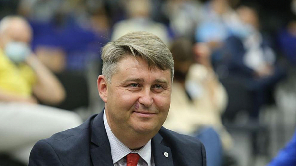 Очаквано избраха Евгени Иванов за член на ВСС