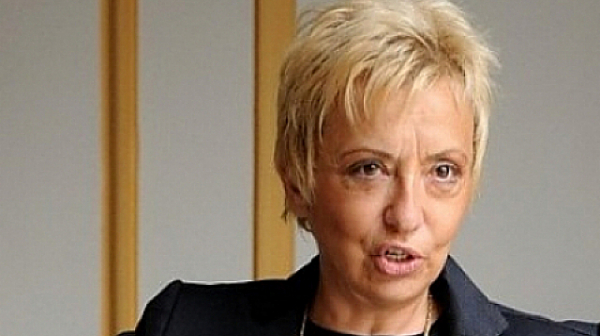 Диана Дамянова: Няма ”мазнинки” за тулупа, има пари за увеличаване на пенсиите