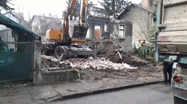 Рушим историята си: Къщата на Димитър Димов в София вече я няма