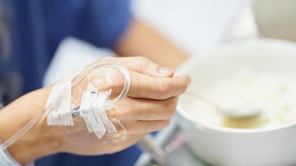 Kартел при обществени поръчки за болнична храна: КЗК влезе в офиси на фирми