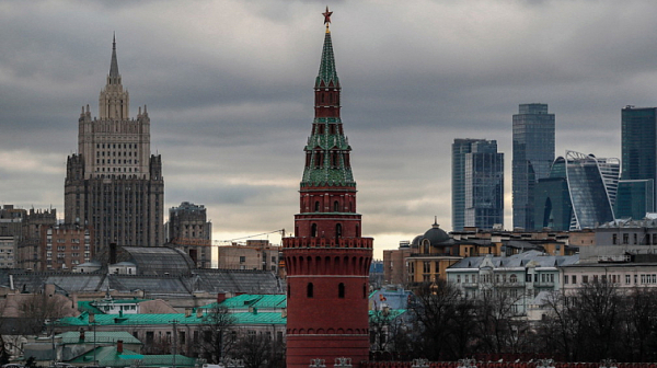 Русия не желае мирни преговори, но не го признава открито