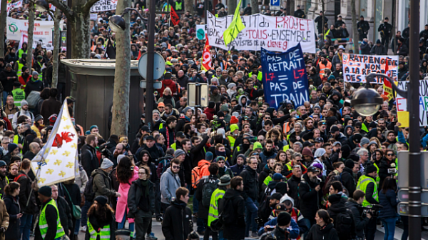 Отново протести във Франция