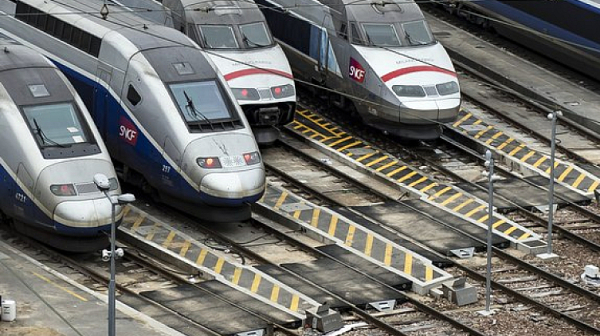 В Италия започна 24-часова стачка на служители на железниците