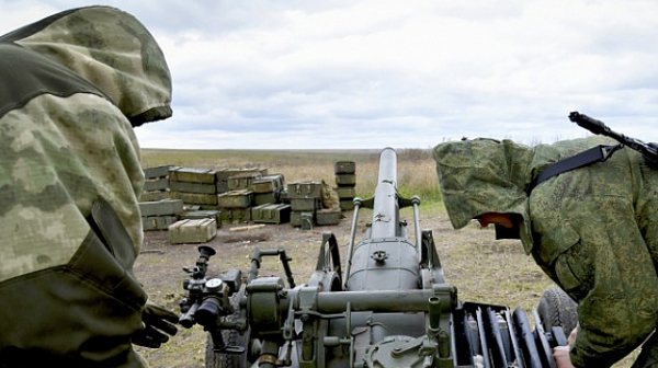 Киев: 40 000 украински войници чакат сигнал за настъпление