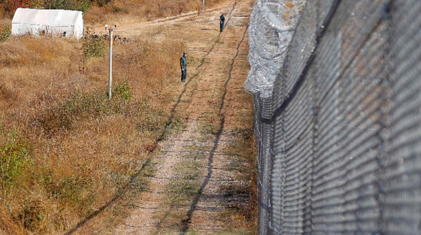 След трагедията в Бургас: Сухопътните войски подсилват границата заради мигрантите