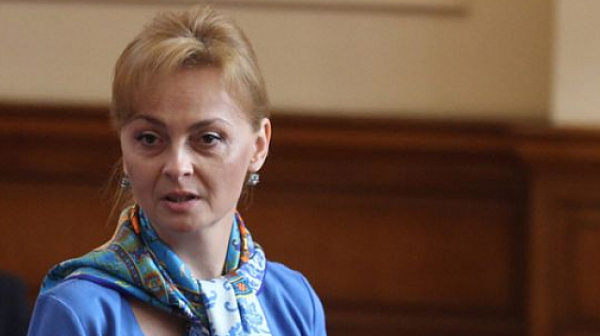 Експертът Поли Карастоянова: Бордът по туризъм предлага да отпаднат визите за руснаци