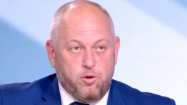 Зам.-министър на транспорта за БДЖ на Събев: Картинката не е розова, трагична е
