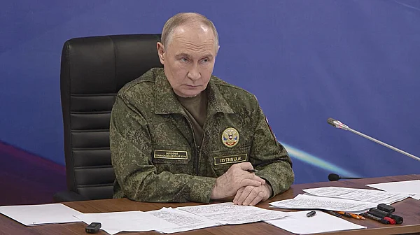 FT: Страх тресе Кремъл, Путин живее при все по-засилени мерки за сигурност и изолация