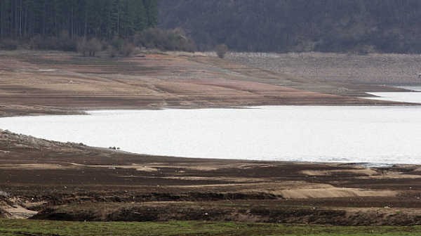 Край на водния режим в Перник