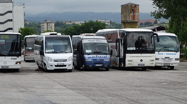 Проверяват автобуси за нерегламентирани екскурзии до Турция