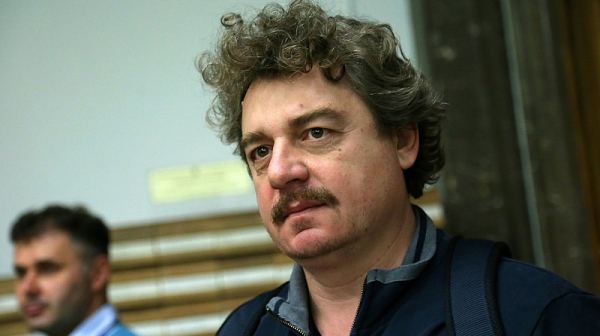 Съдът оправда Камен Донев за втори път по делото за обида към директора на Народния театър