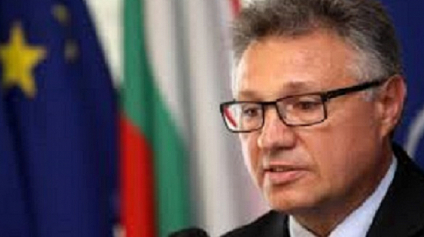 Велизар Шаламанов: Ако България чувства риск от Сирия, да се обърне към НАТО