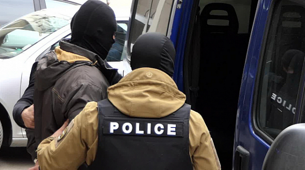 800 ареста по време на гигантска международна полицейска операция