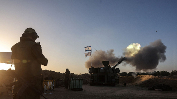 Израелската армия вече се сражава в град Газа