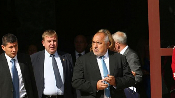 Борисов се скара на Каракачанов: И аз казвам, че така не може да продължава, ама продължава