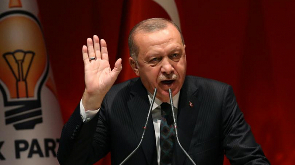 Анкара: Европа не може да разчита на Турция за бежанците от афганистан