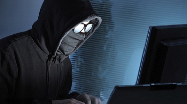 Киберпрестъпници, хактивисти и играчи от руските тайни служби заплашват уебсайтове в цяла Европа