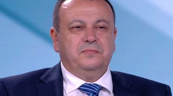Хамид видя ортаклък между Борисов и Радев заради датата на изборите
