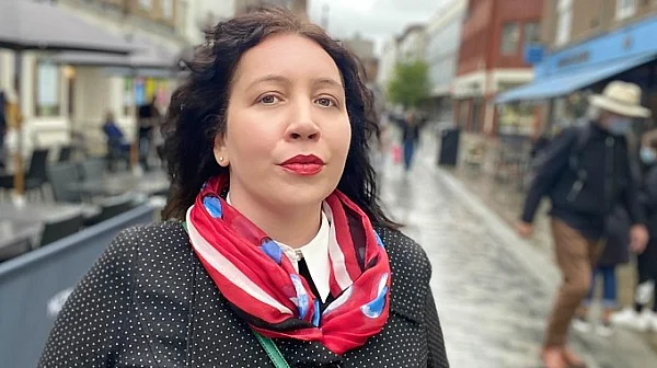 Задържаха десетки британци в ОАЕ заради снимки и видеоклипове на ирански атаки