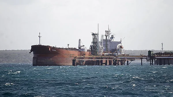 Русия ще изпрати втори петролен танкер в Куба