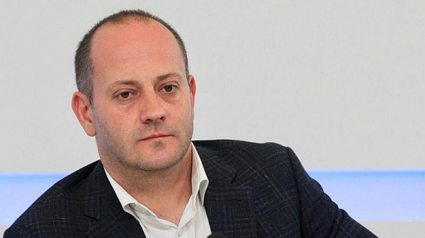 Радан Кънев: Въпреки „плашещите разлики“, ДБ трябва да преговаря с ИТН