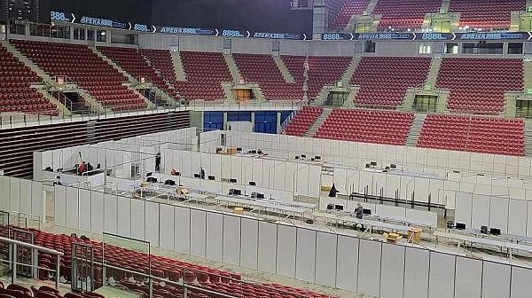 Започна предаването на изборните протоколи