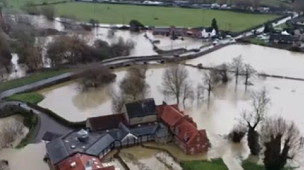 Порои и наводнения в Северозападна Европа, лошото време взе жертви