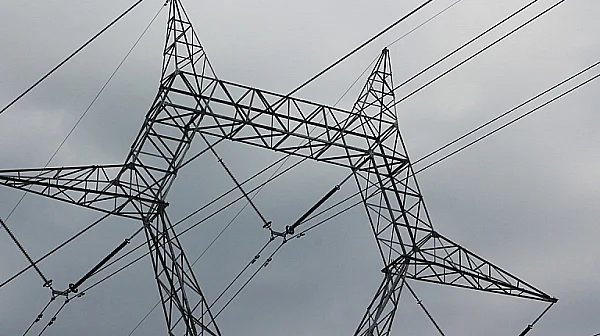 Над 320 жалби за високи сметки за ток в КЕВР, започват проверки