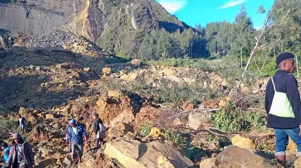 6 села погребани от огромно свлачище в Папуа Нова Гвинея, има жертви