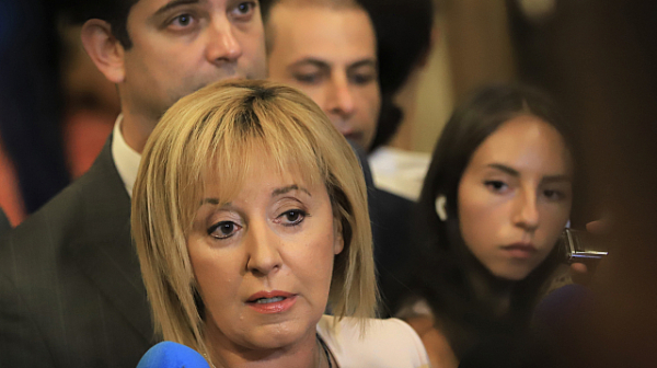 Мая Манолова: Предложения нито за премиер, нито за министри ще правим