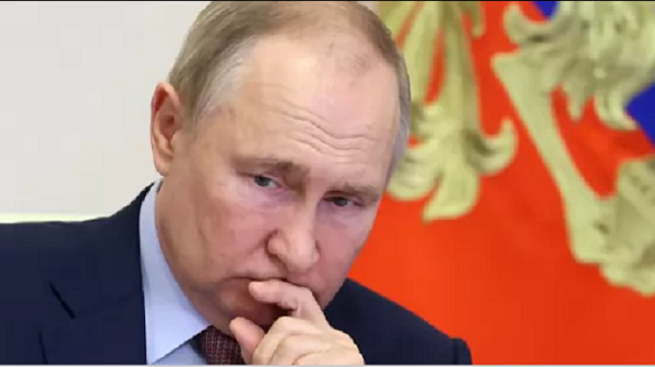 Роднини пропищяха: Покойници гласуваха за Владимир Путин