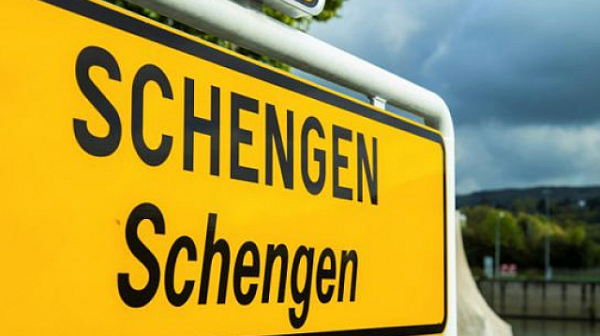 Австрия ще блокира Румъния и България за Шенген