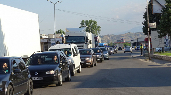Опашки по българо-гръцката граница заради 7-дневната карантина